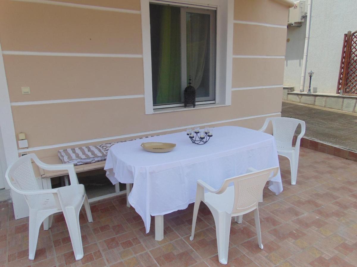 Sea Rose Villa Nea Iraklitsa ภายนอก รูปภาพ